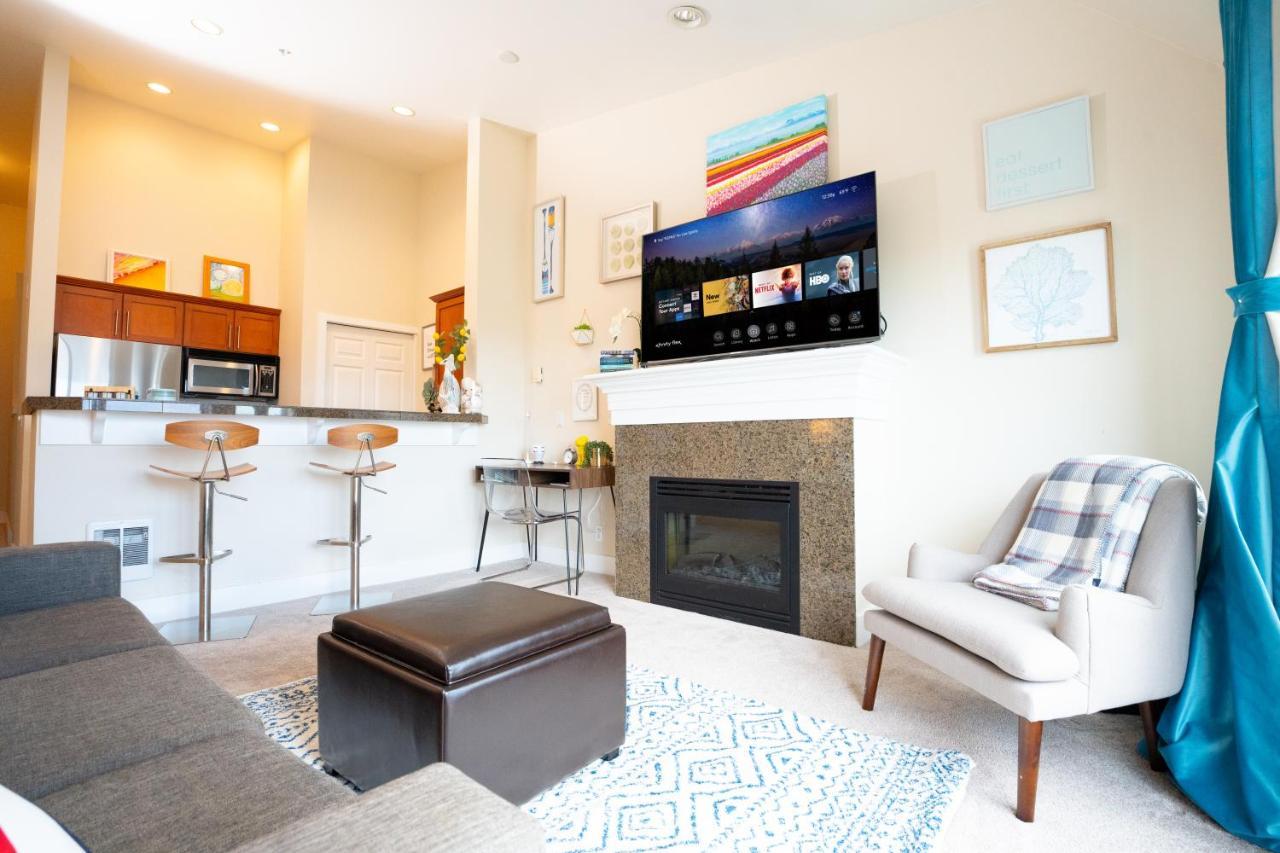 Top Floor Water View Oasis Near Space Needle & Cruise Σιάτλ Εξωτερικό φωτογραφία