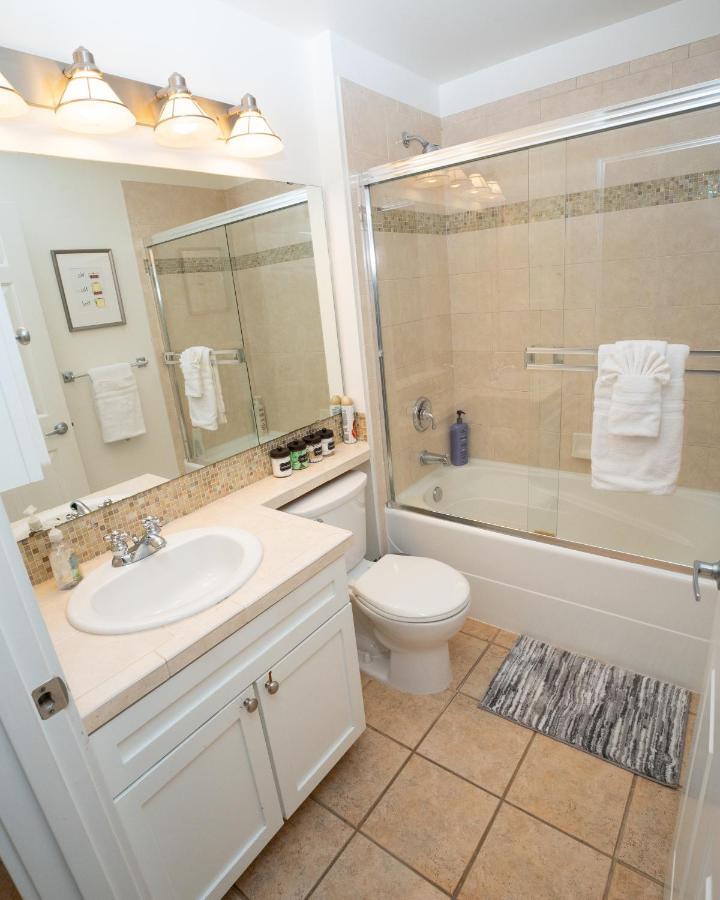Top Floor Water View Oasis Near Space Needle & Cruise Σιάτλ Εξωτερικό φωτογραφία